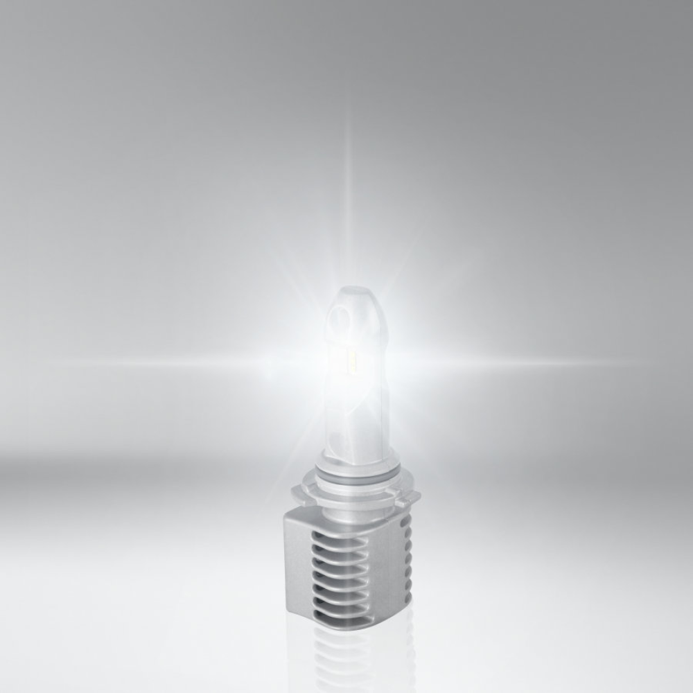 Комплект світлодіодних ламп OSRAM 9506CW LEDriving HB4 14W 12-24V P22D 6000K