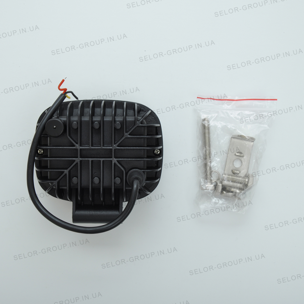 Фара-LED Квадрат 45W (15W*3) 10-30V 120*100*60mm Ближнє/Flood Лінзована PREMIUM+ДХО 88BB-45W